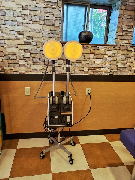 てらど整骨院マイクロ波治療器１